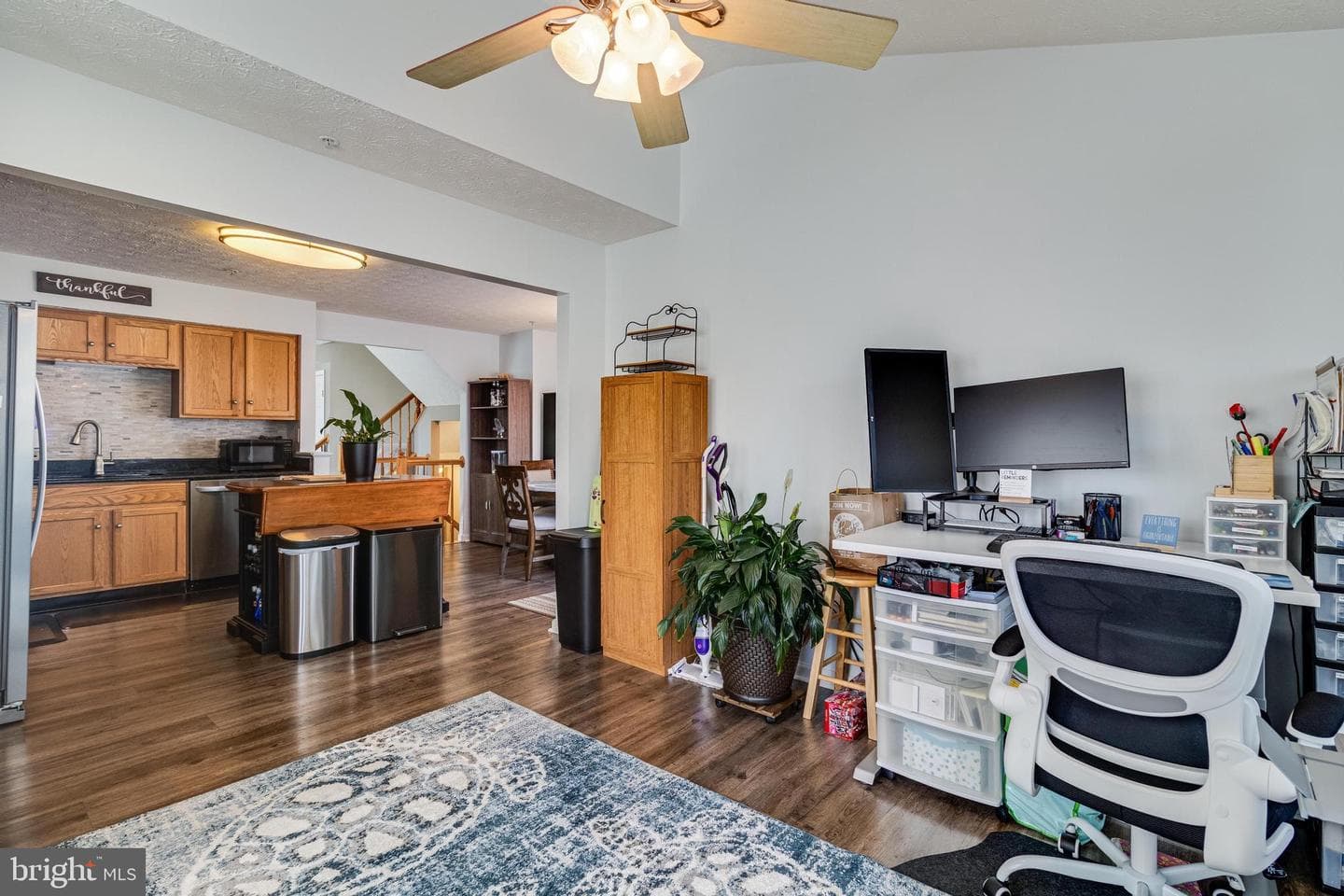 2401 Green Leaf Terrace photo 11