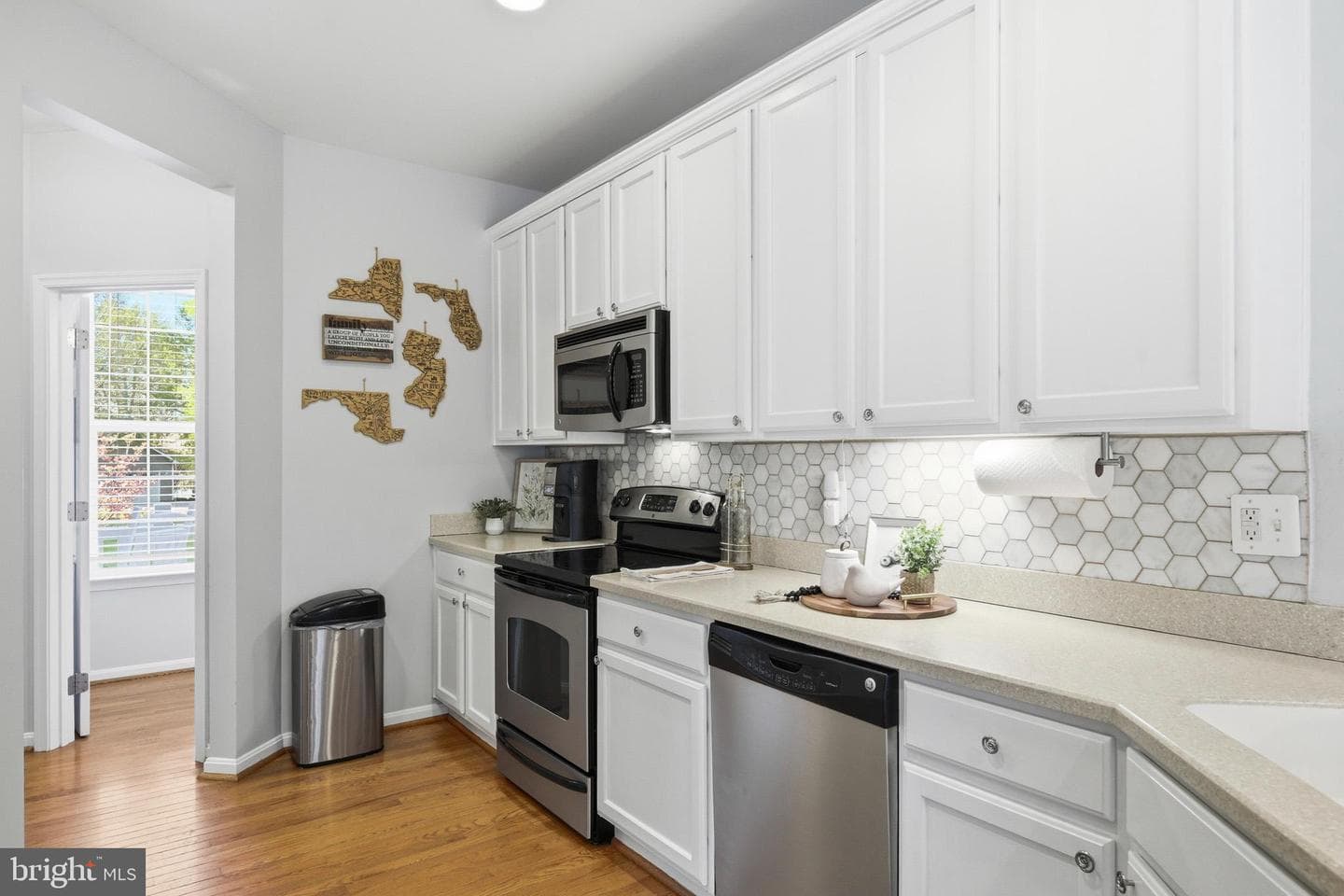 2145 Oliver Drive photo 22