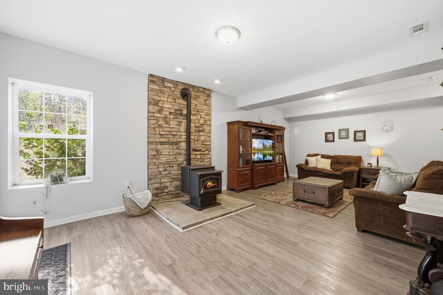 2145 Oliver Drive photo 38