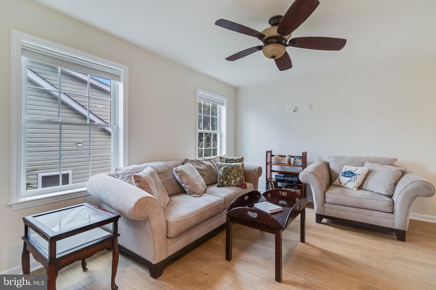 2818 Beach Drive photo 38