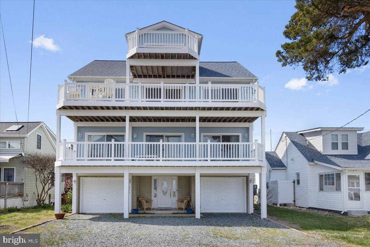 2818 Beach Drive photo 76
