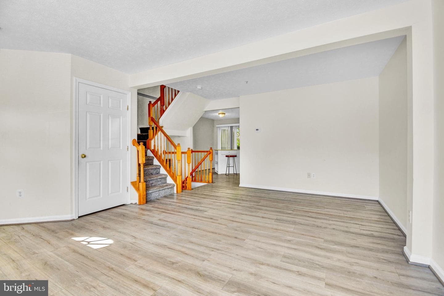 8036 Silver Fox Way photo 6