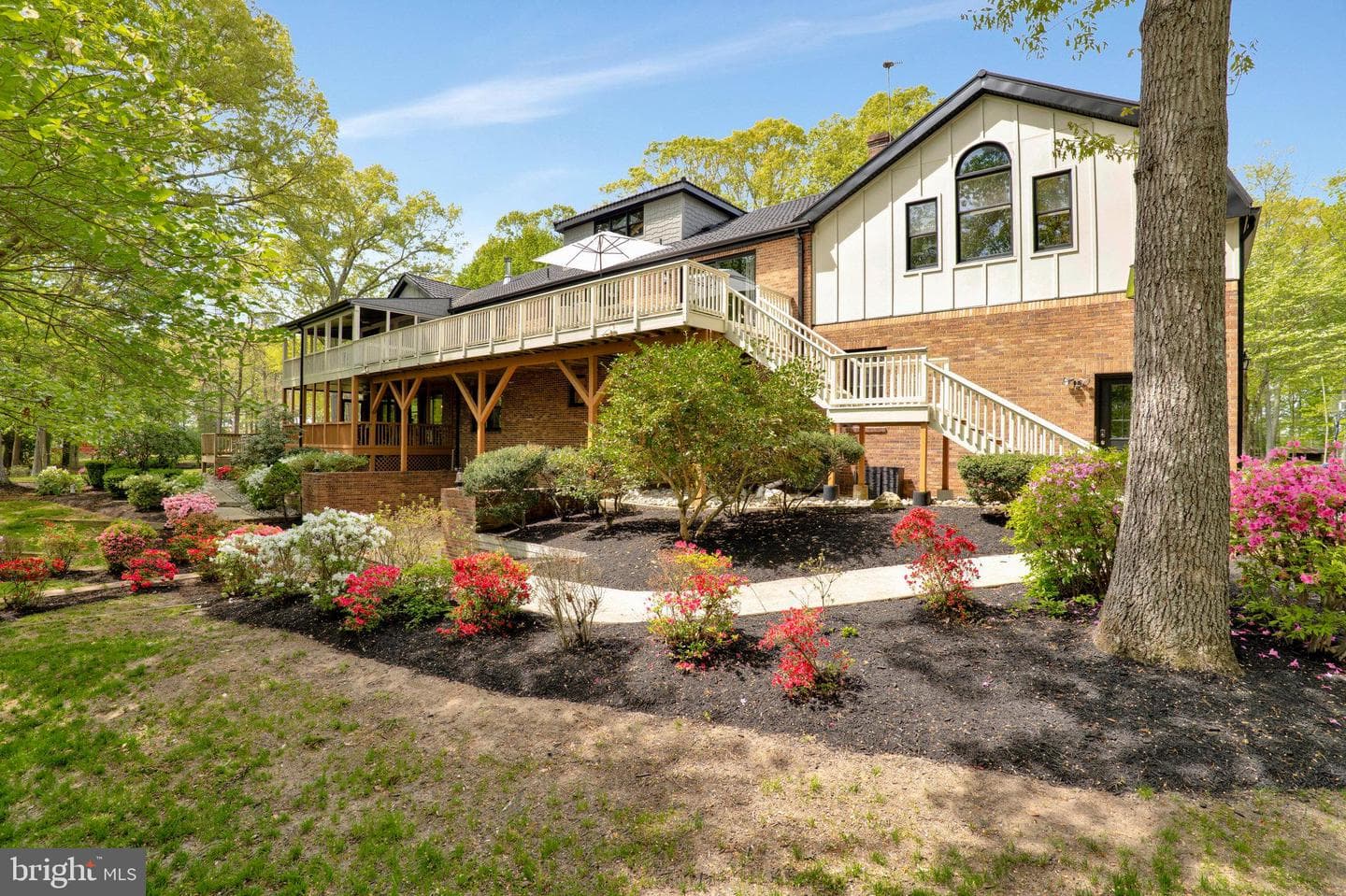 7785 Swan Lane photo 37