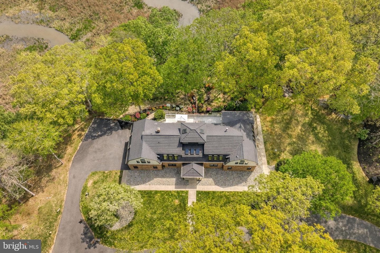 7785 Swan Lane photo 6