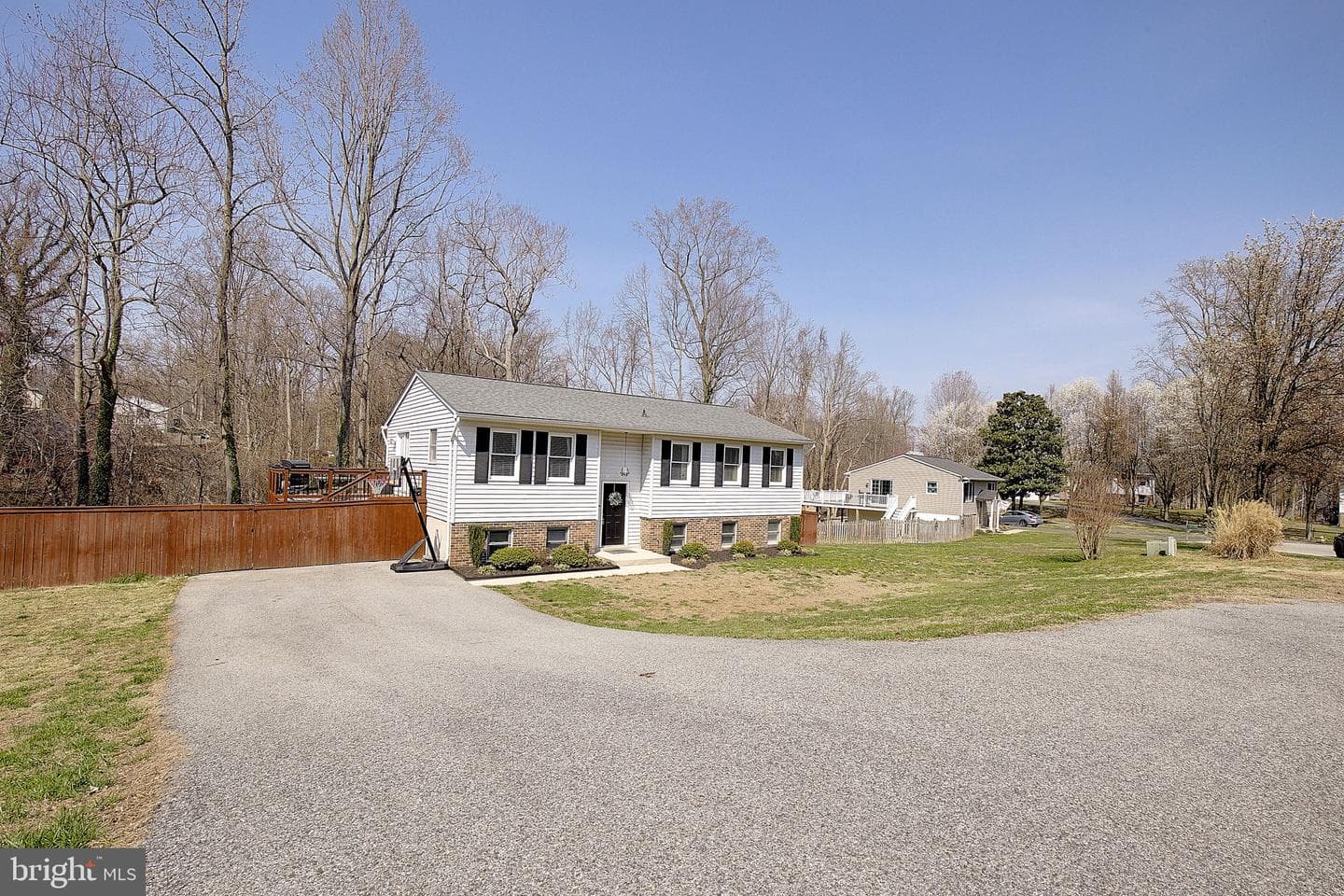 2819 Glasgow Way photo 38