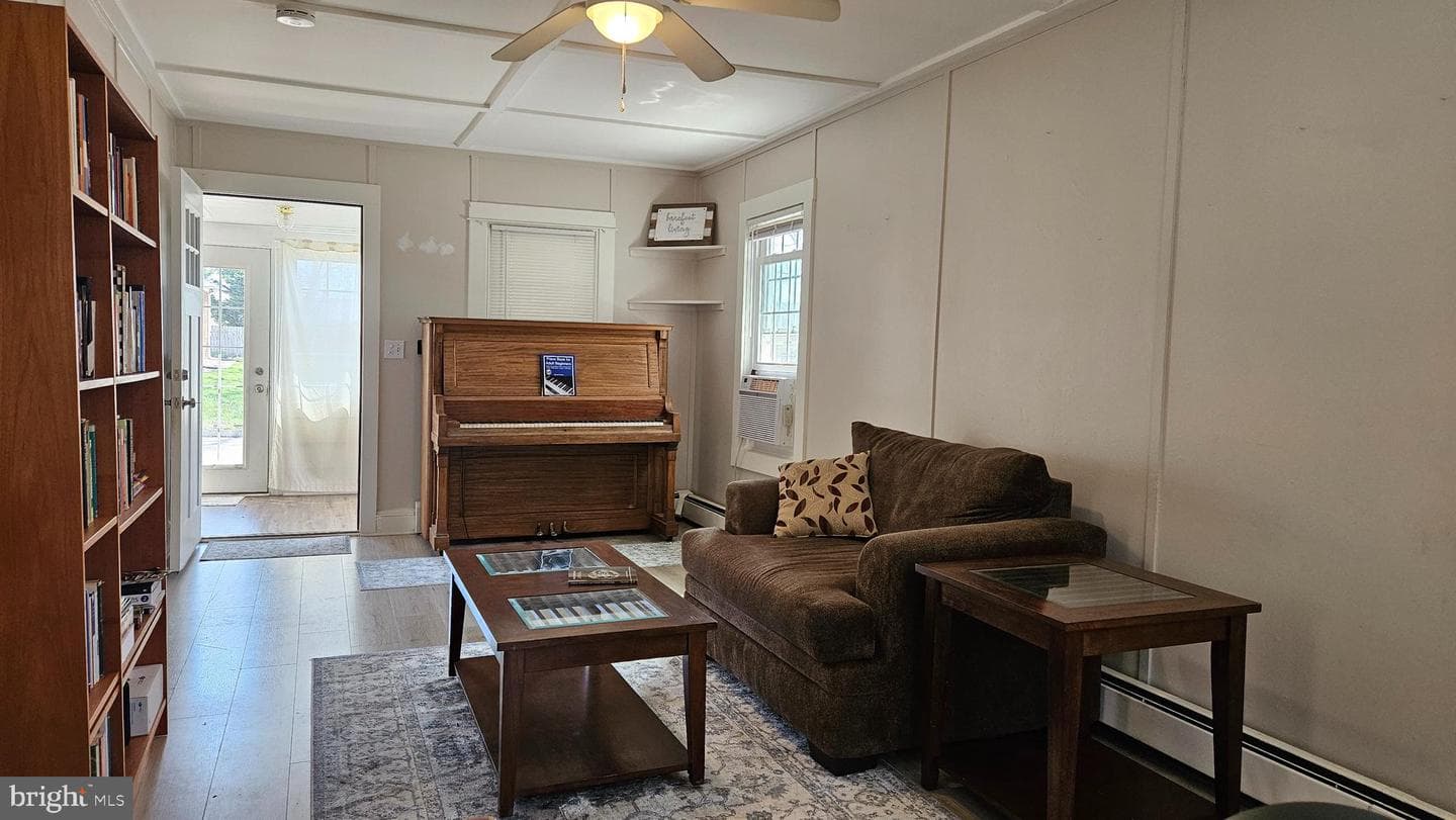 246 Bay Avenue photo 11