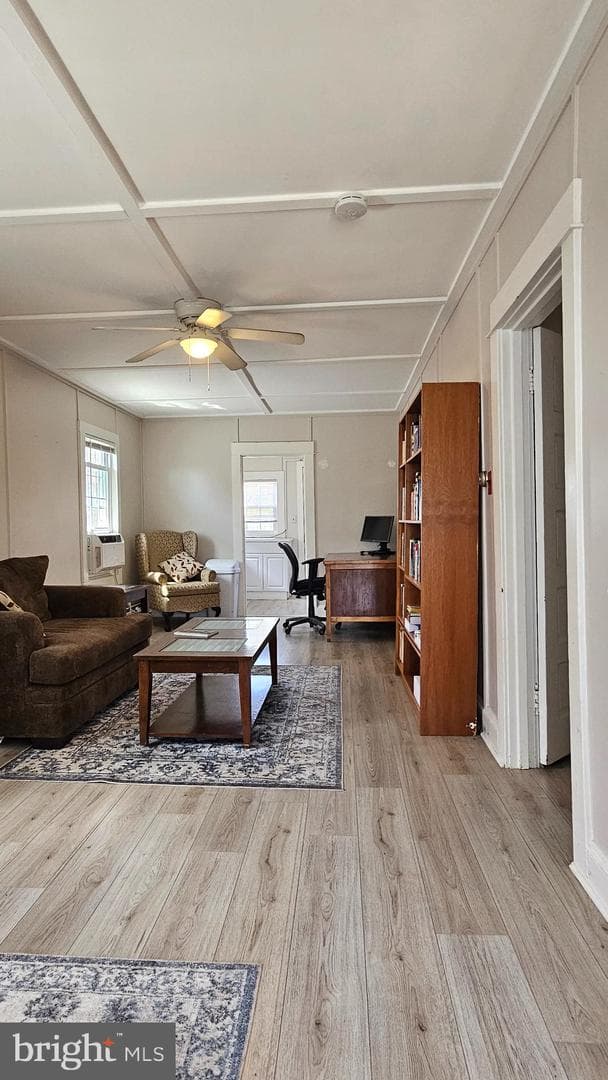 246 Bay Avenue photo 7
