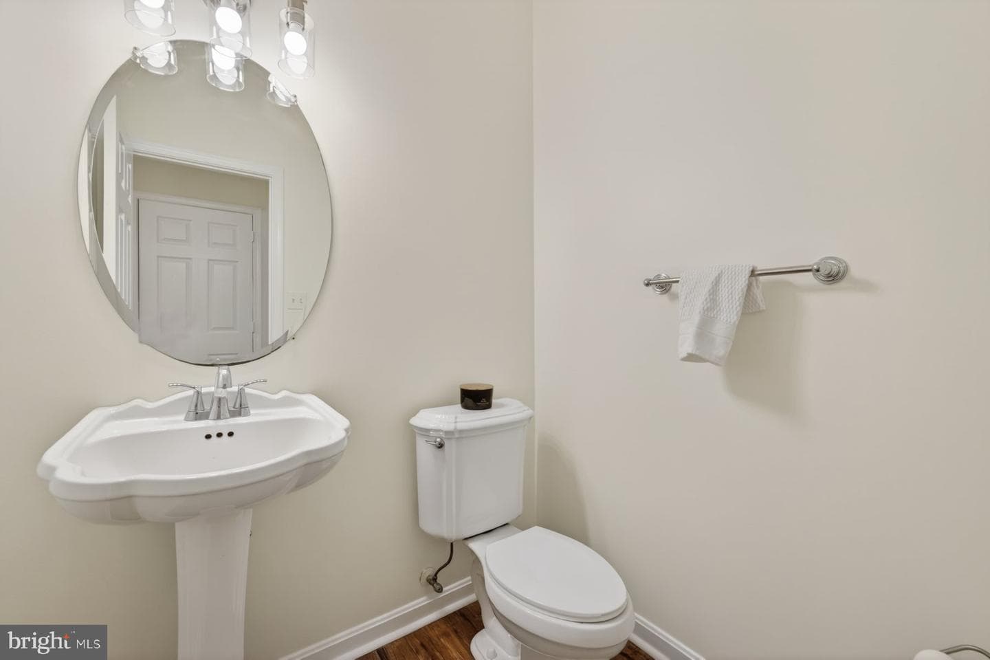 7843 Lake Shore Drive photo 21