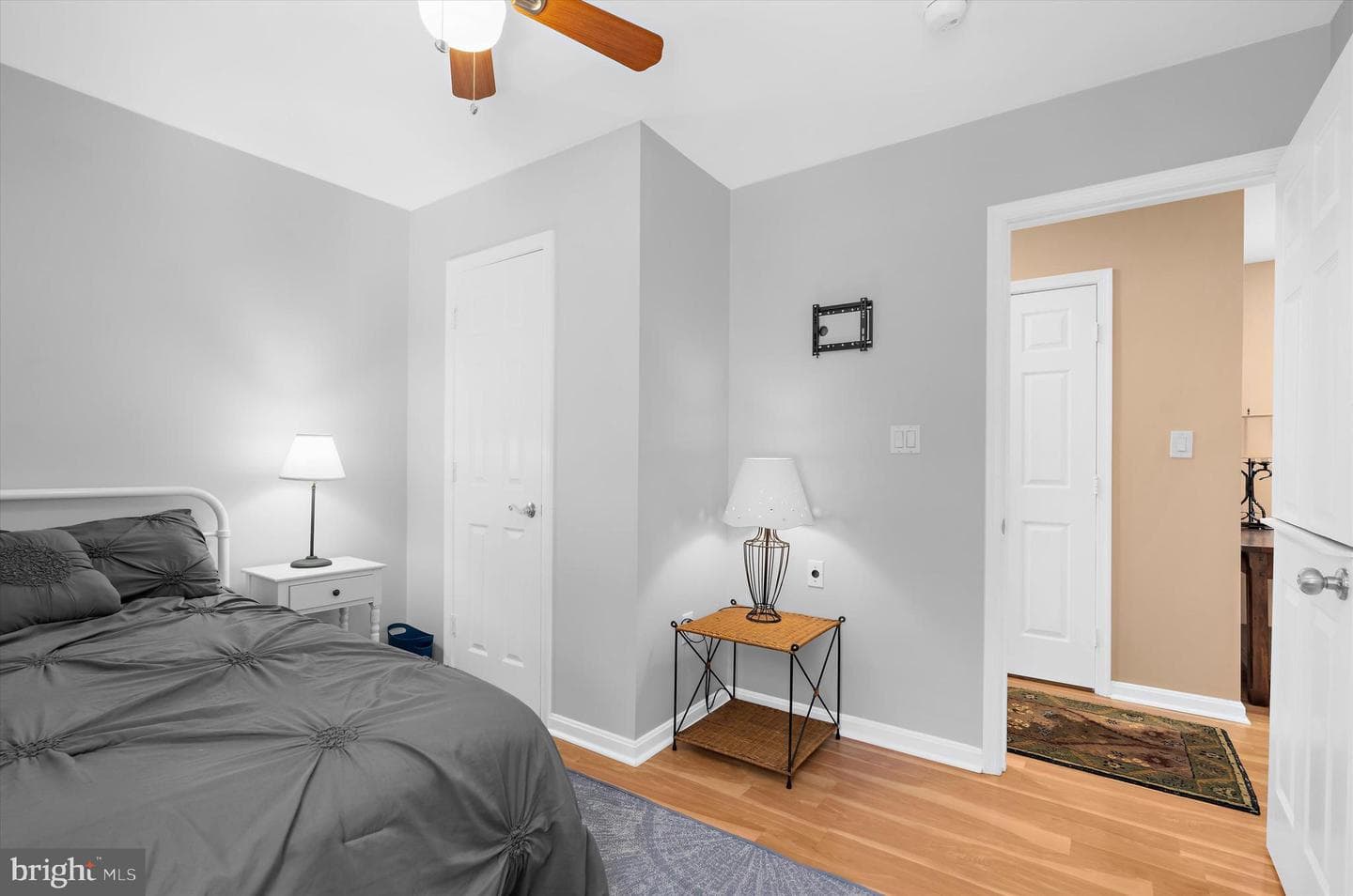 3913 6th Street photo 23