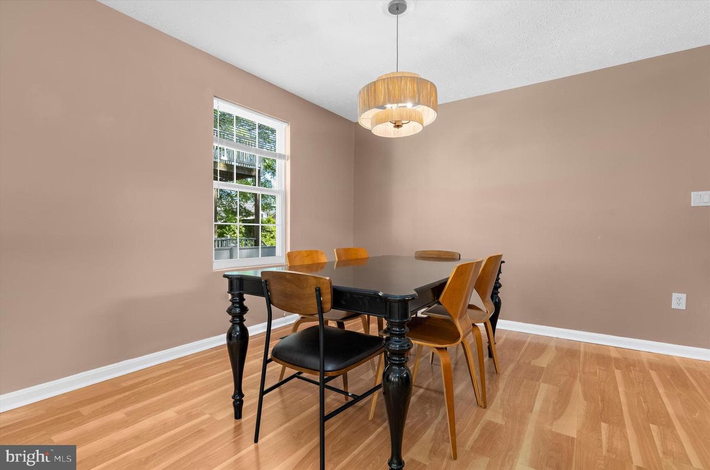 3913 6th Street photo 6