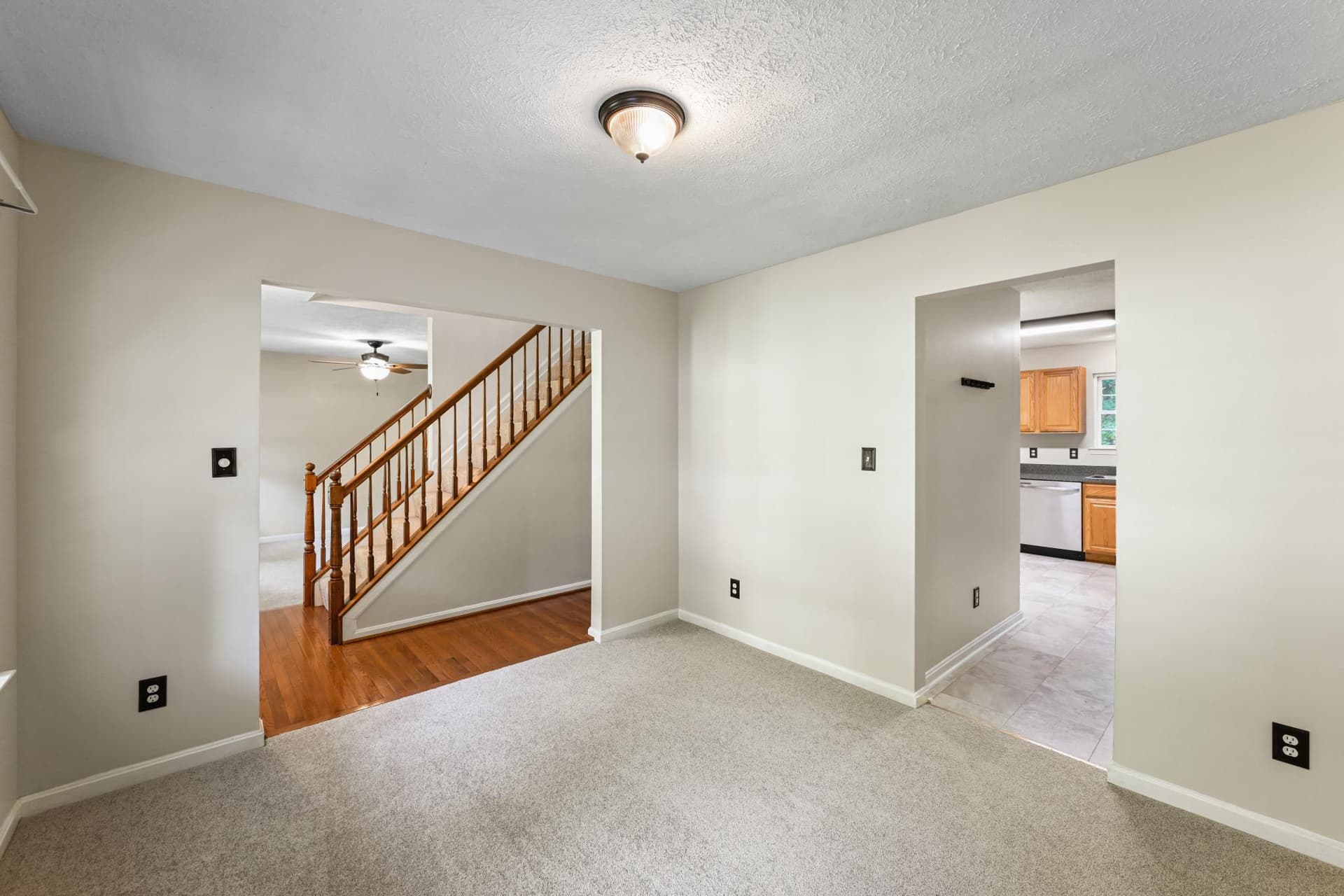 12490 Coyote Court photo 10
