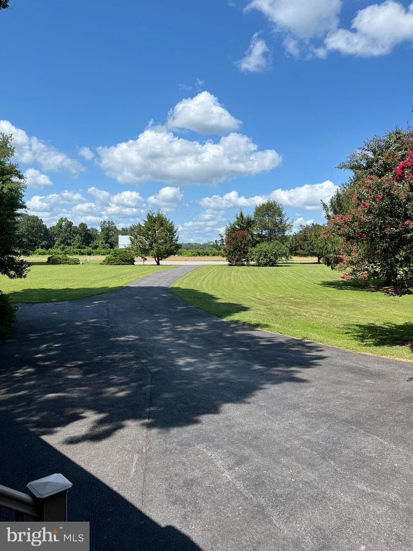 4030 Fridays Lane photo 2