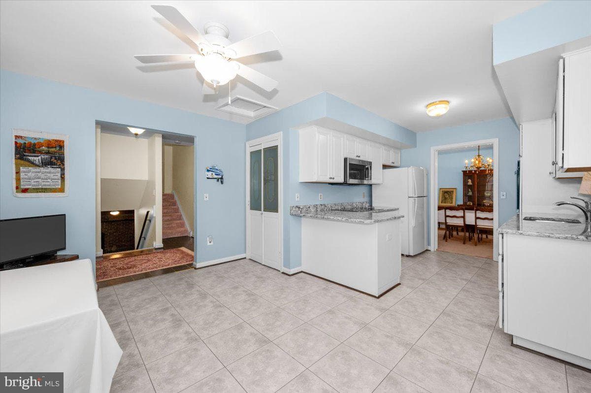 2614 Apple Way photo 18