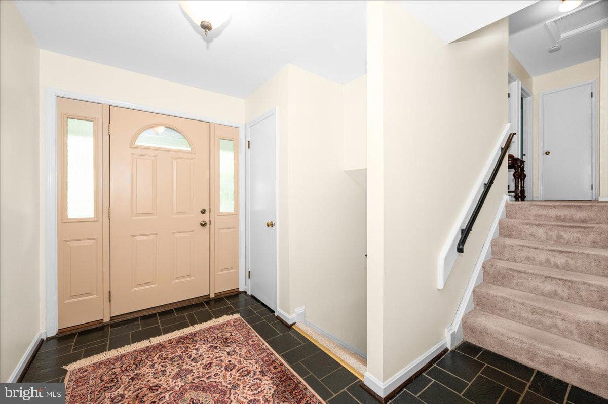 2614 Apple Way photo 4