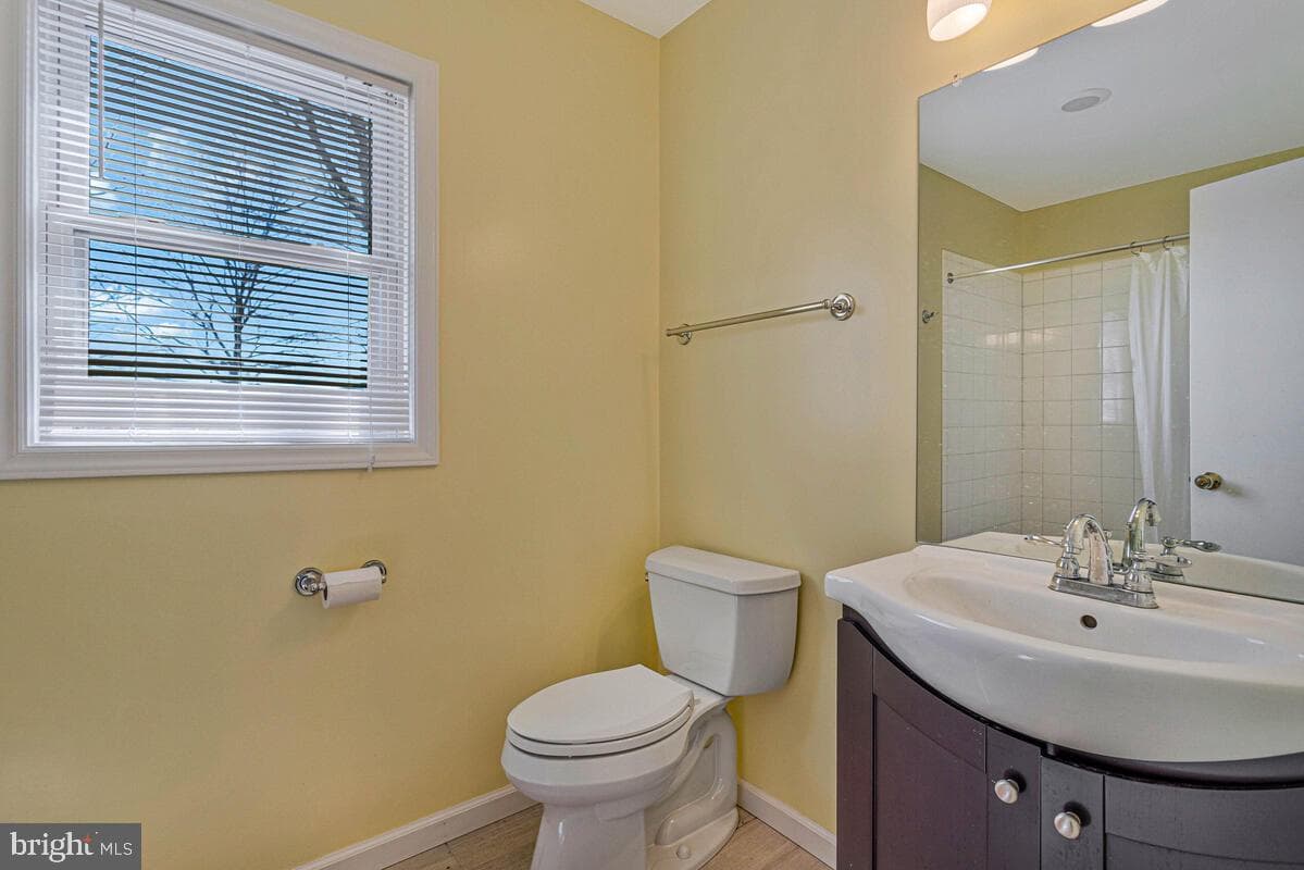1050 Planters Wharf Road photo 24