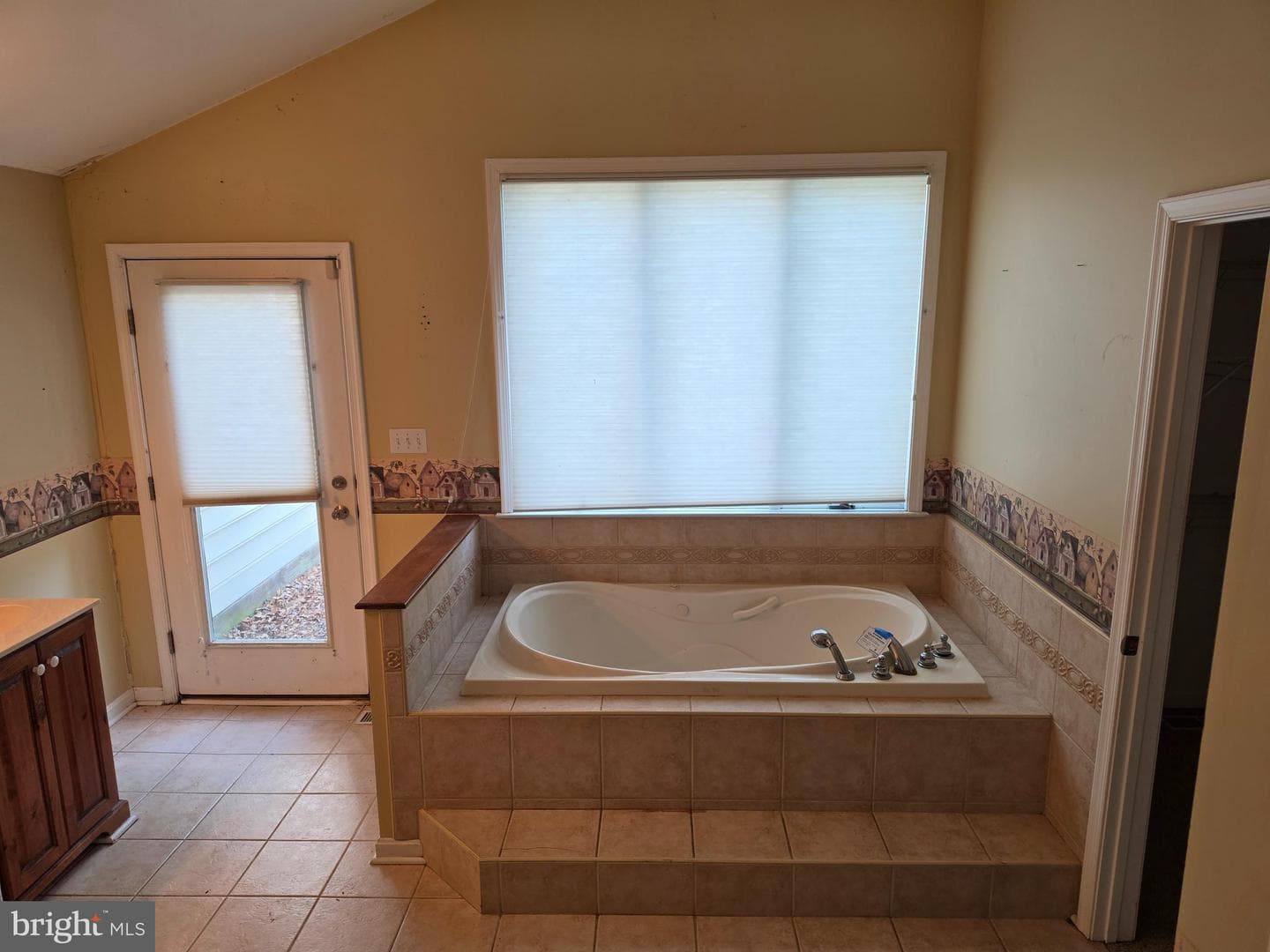 11223 Country Road photo 13