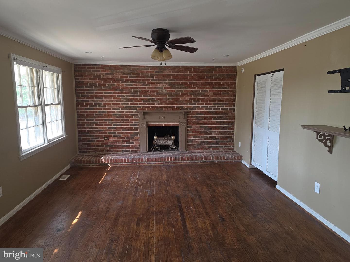 11223 Country Road photo 3