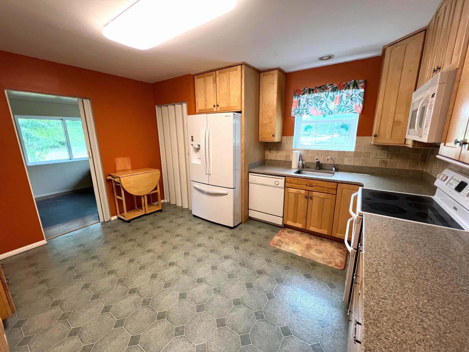 8531 Solomons Island Road photo 10