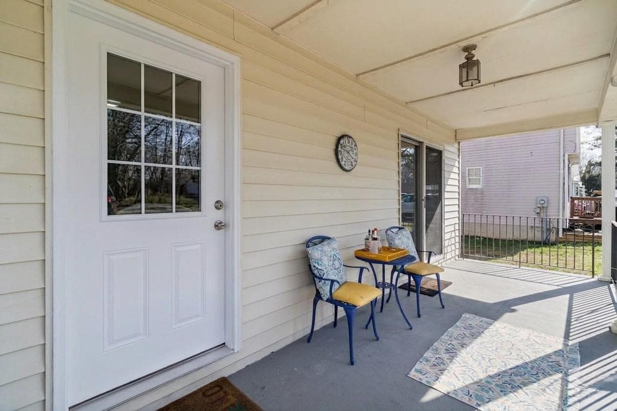 323 Laurel Drive photo 14