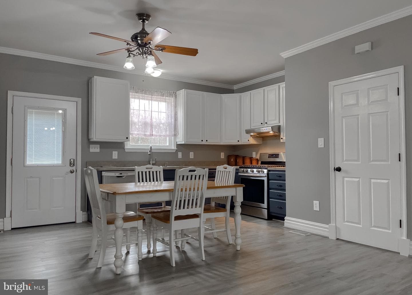 400 Adelina Road photo 37