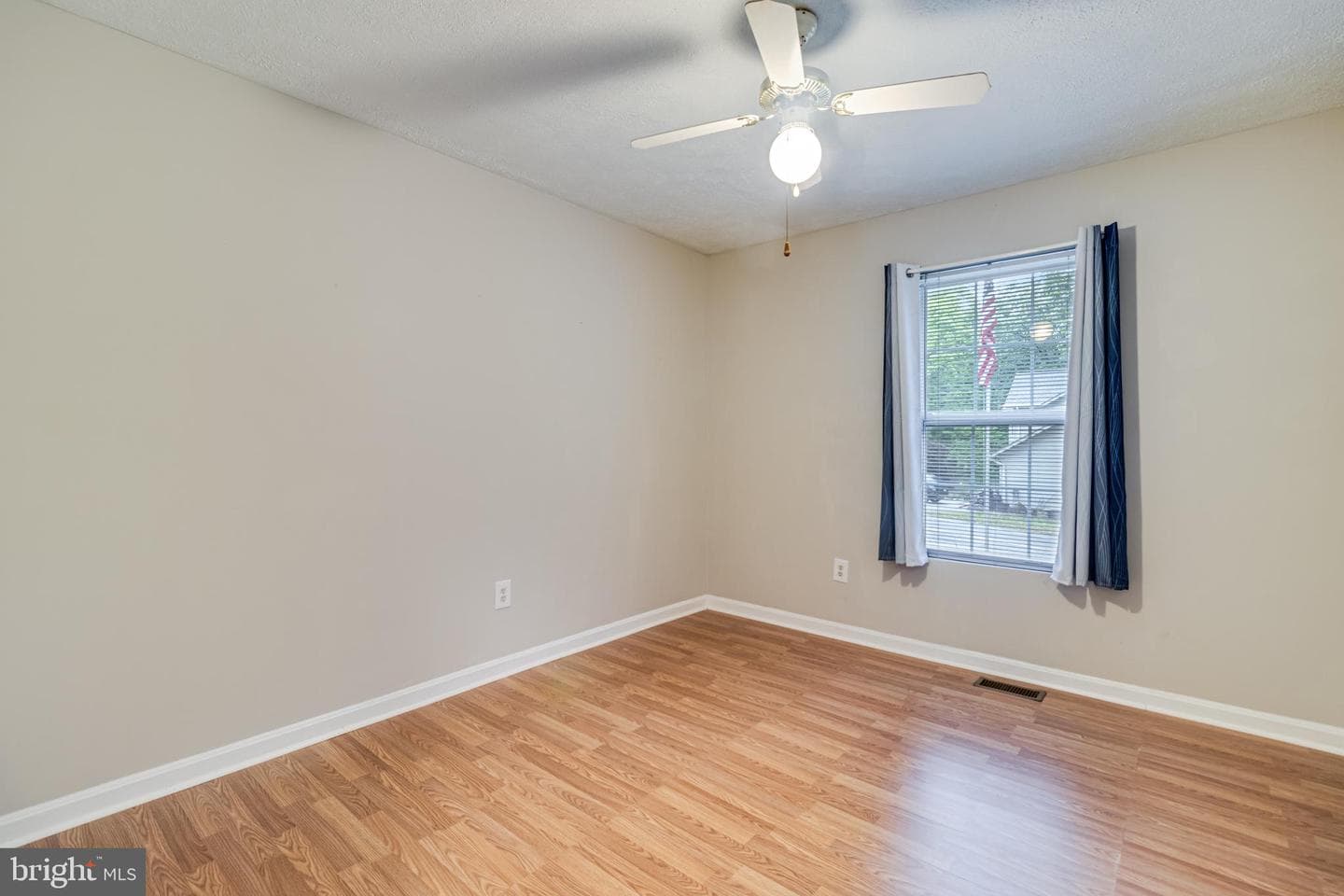 1197 Golden West Way photo 16