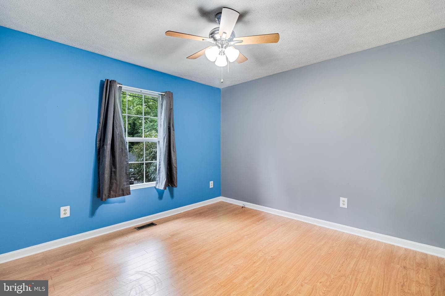 1197 Golden West Way photo 17