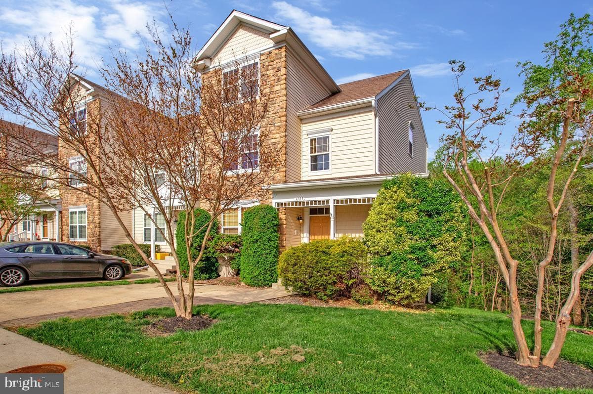 3725 Bedford Drive