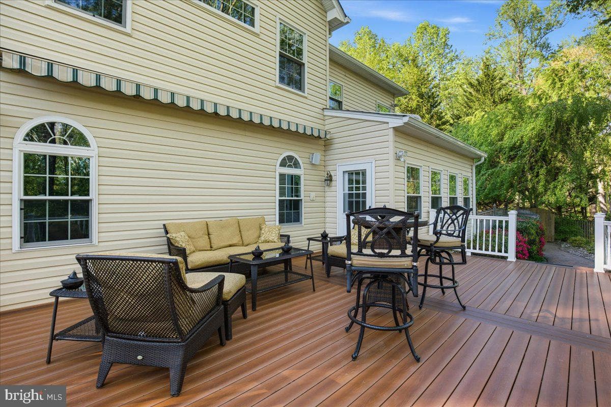 3285 Channel Court photo 131