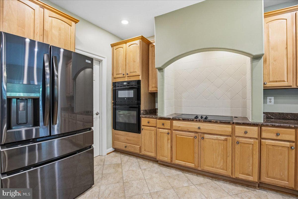 3285 Channel Court photo 41