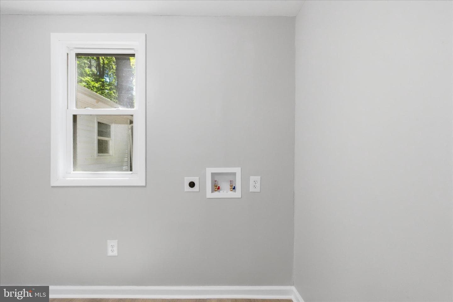 6815 Marshall Road photo 35