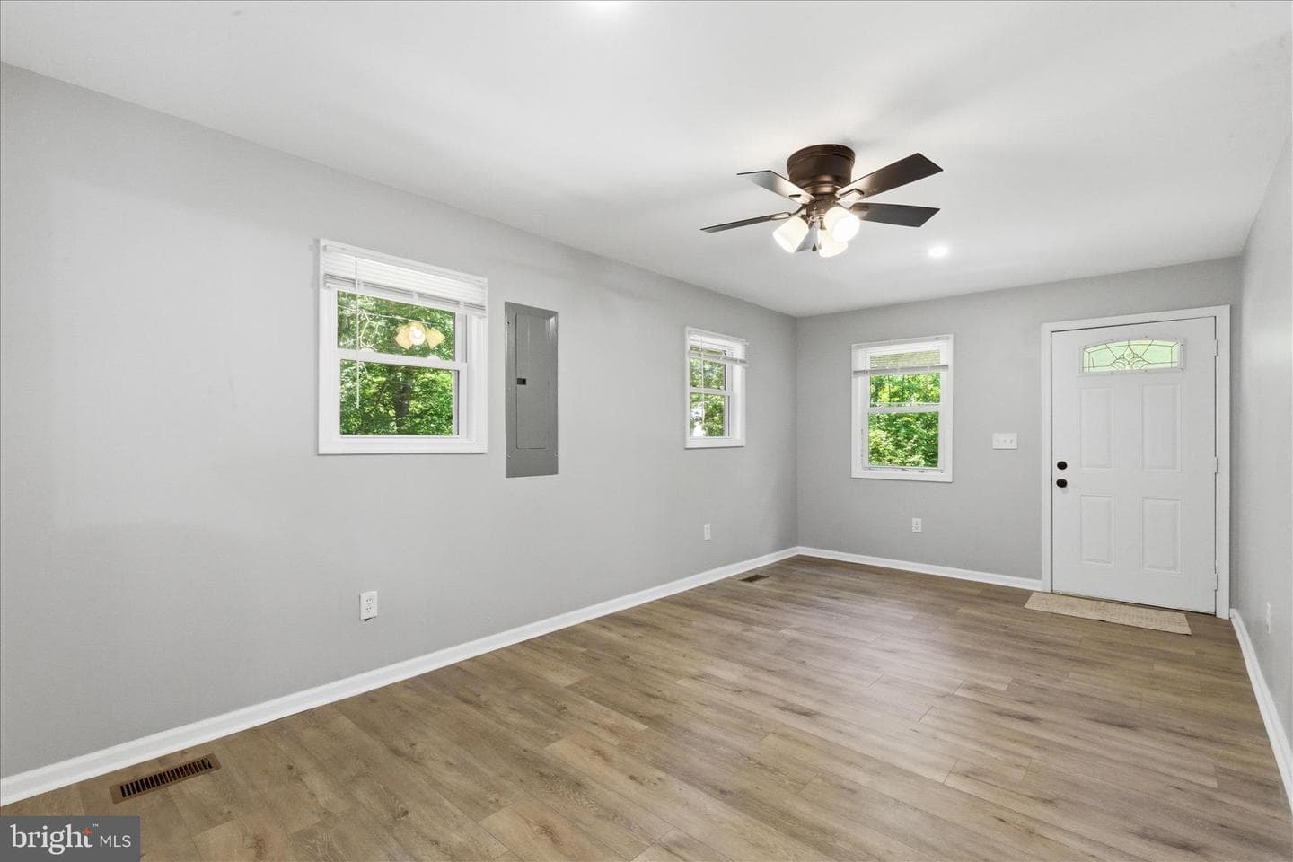 6815 Marshall Road photo 7