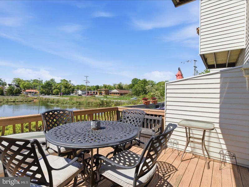 4013 Seagate Square photo 38