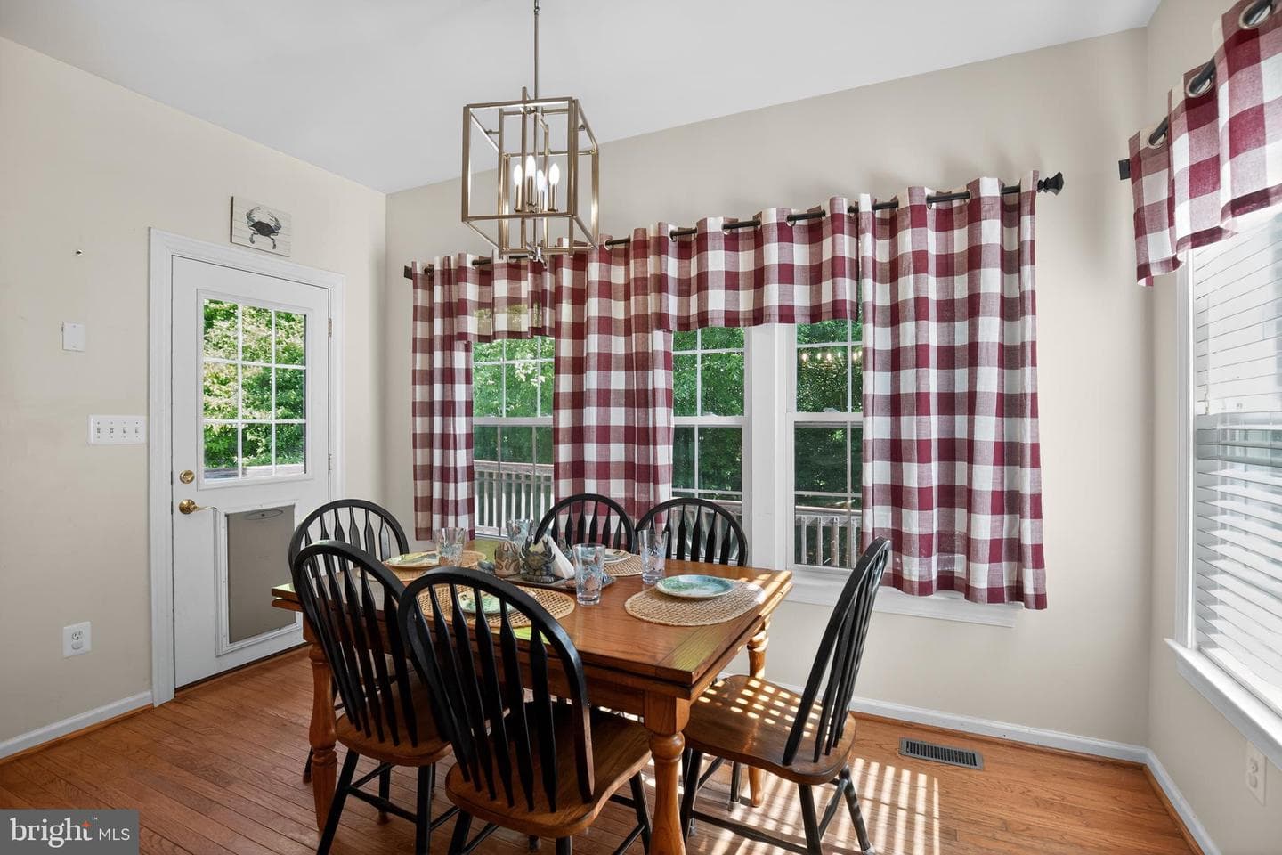 1810 Rudolph Lane photo 13