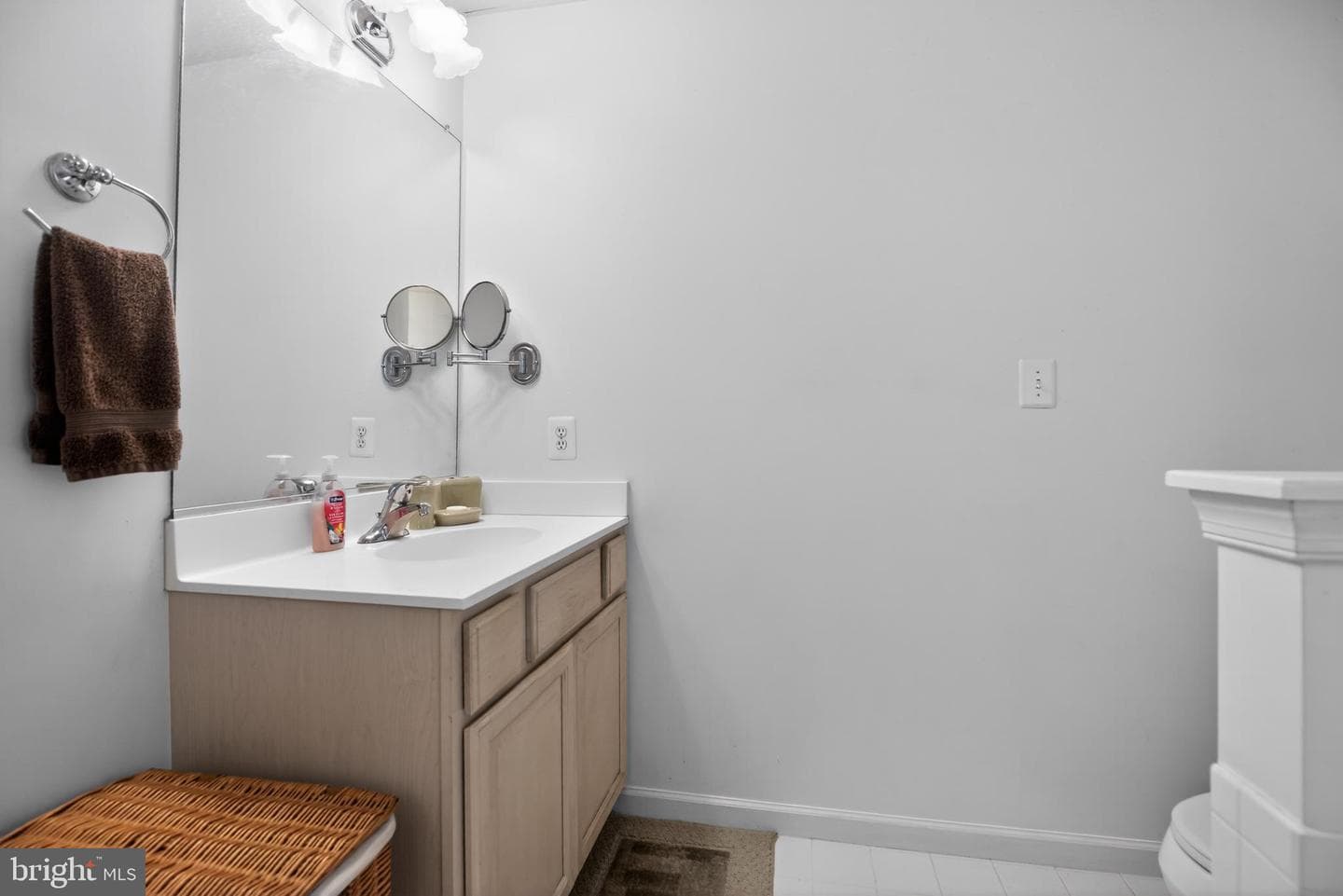 1810 Rudolph Lane photo 22