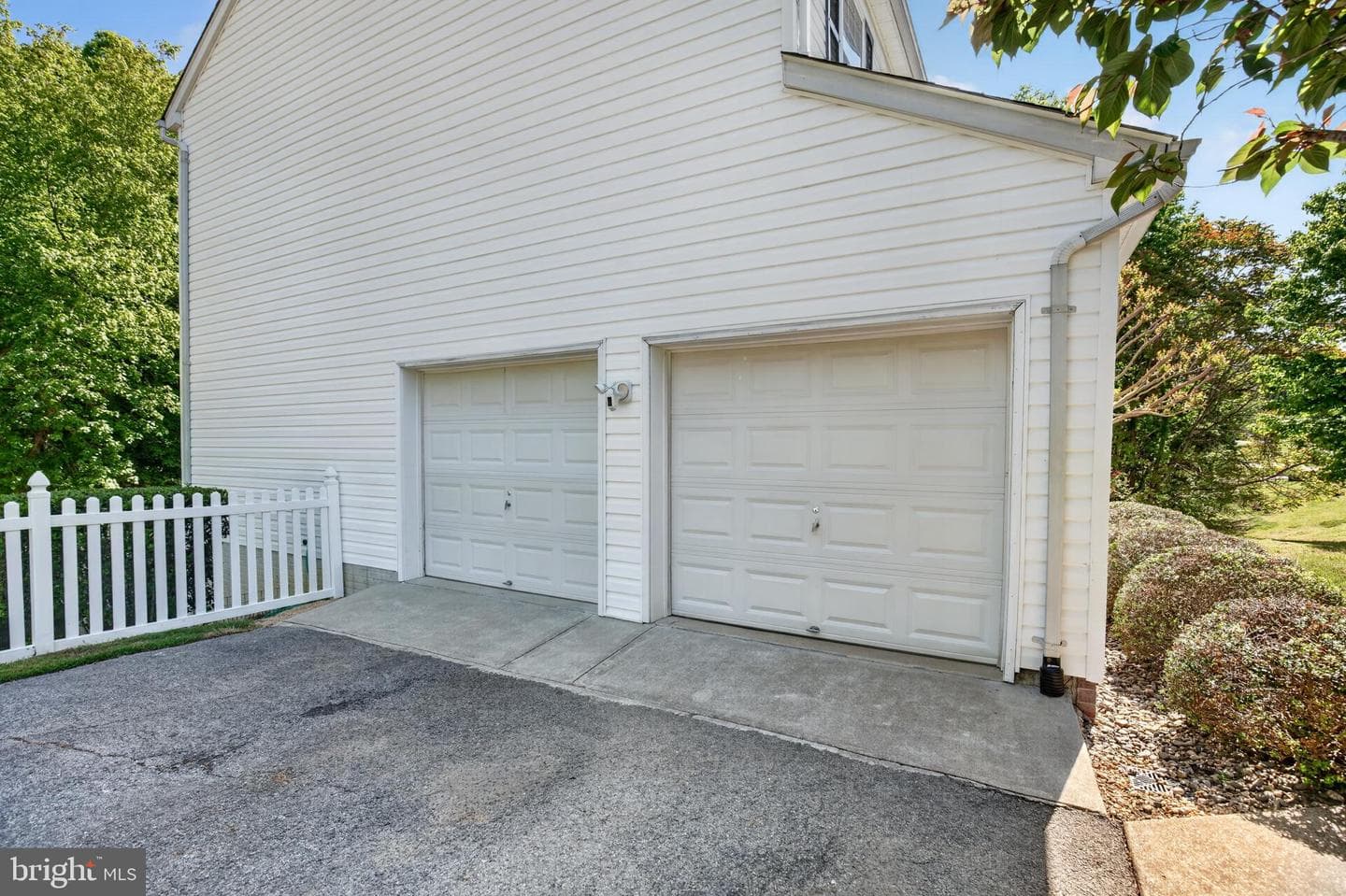 1810 Rudolph Lane photo 34