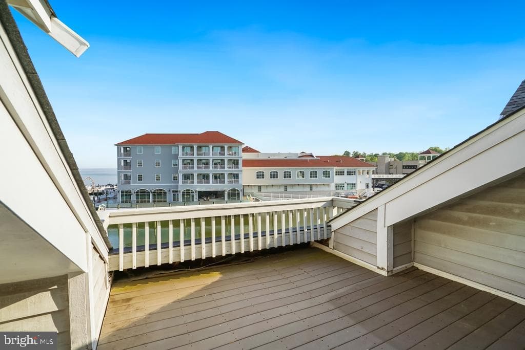 8048 Windward Key Drive photo 32