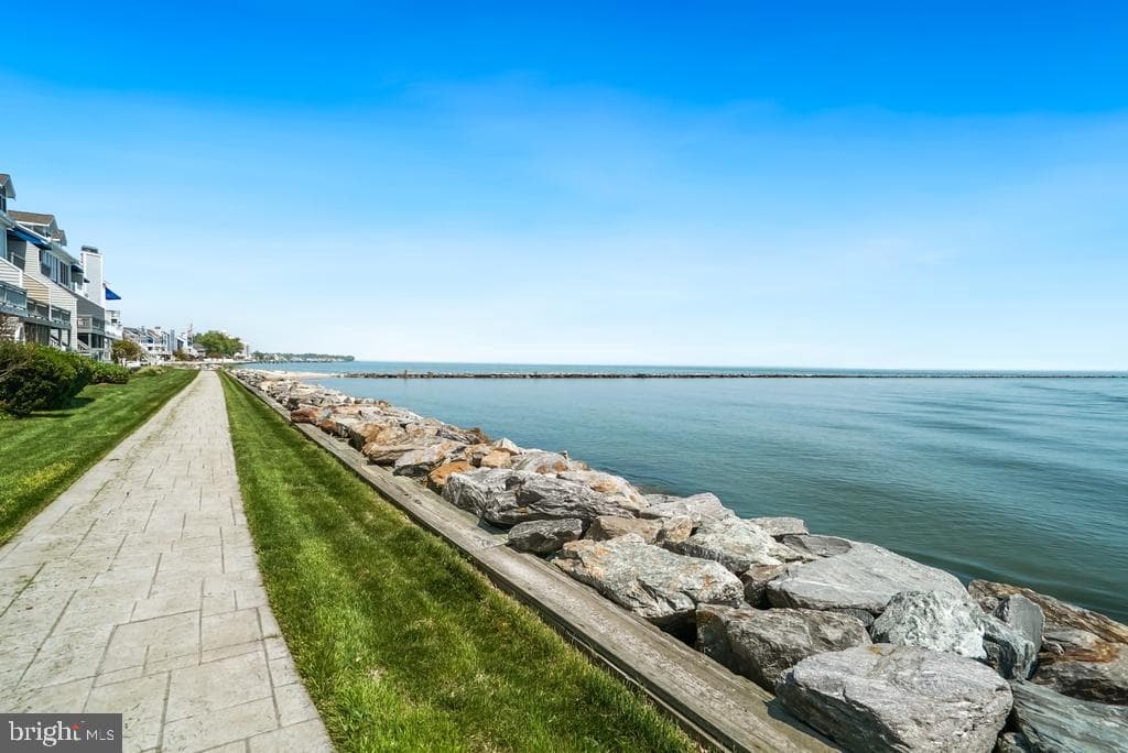 8048 Windward Key Drive photo 41