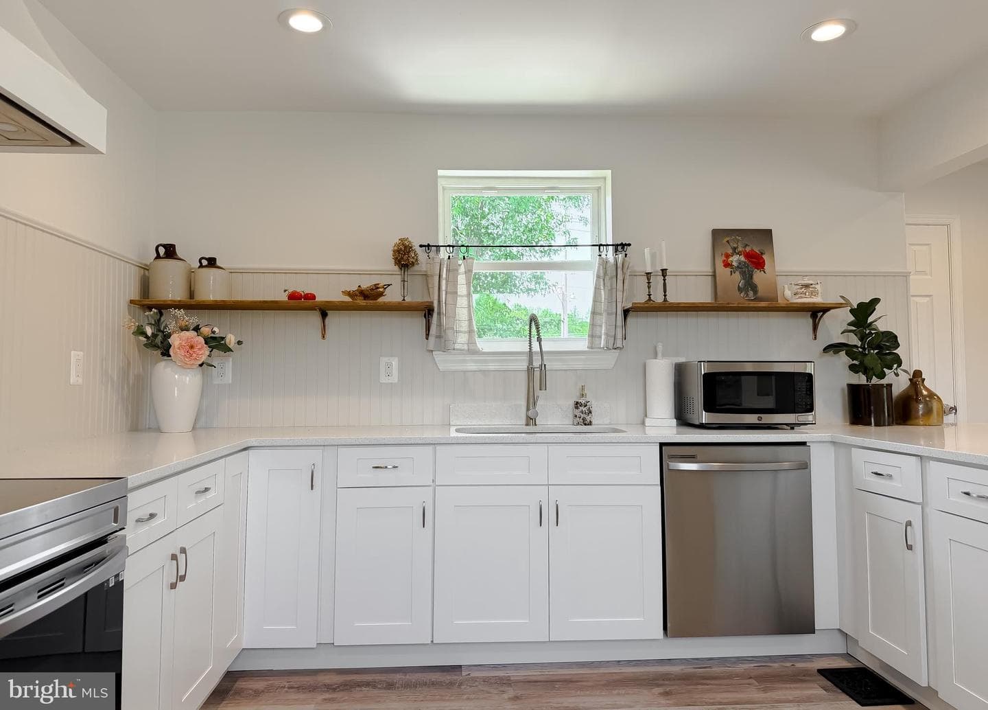 4985 Solomons Island Road photo 8