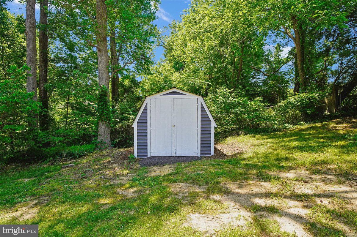 8814 Lafayette Drive photo 28