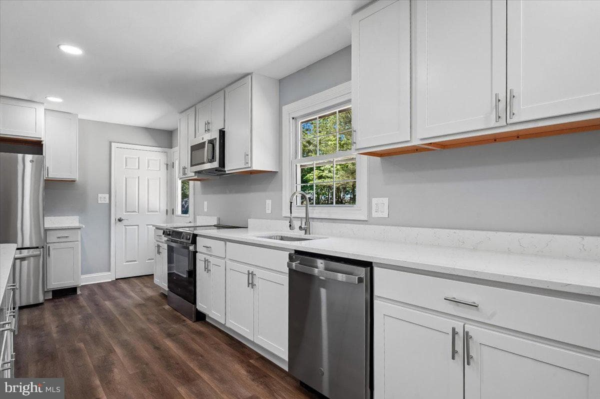 8814 Lafayette Drive photo 4