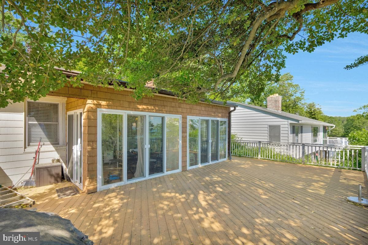 3713 & 3711 Bayview Drive photo 44