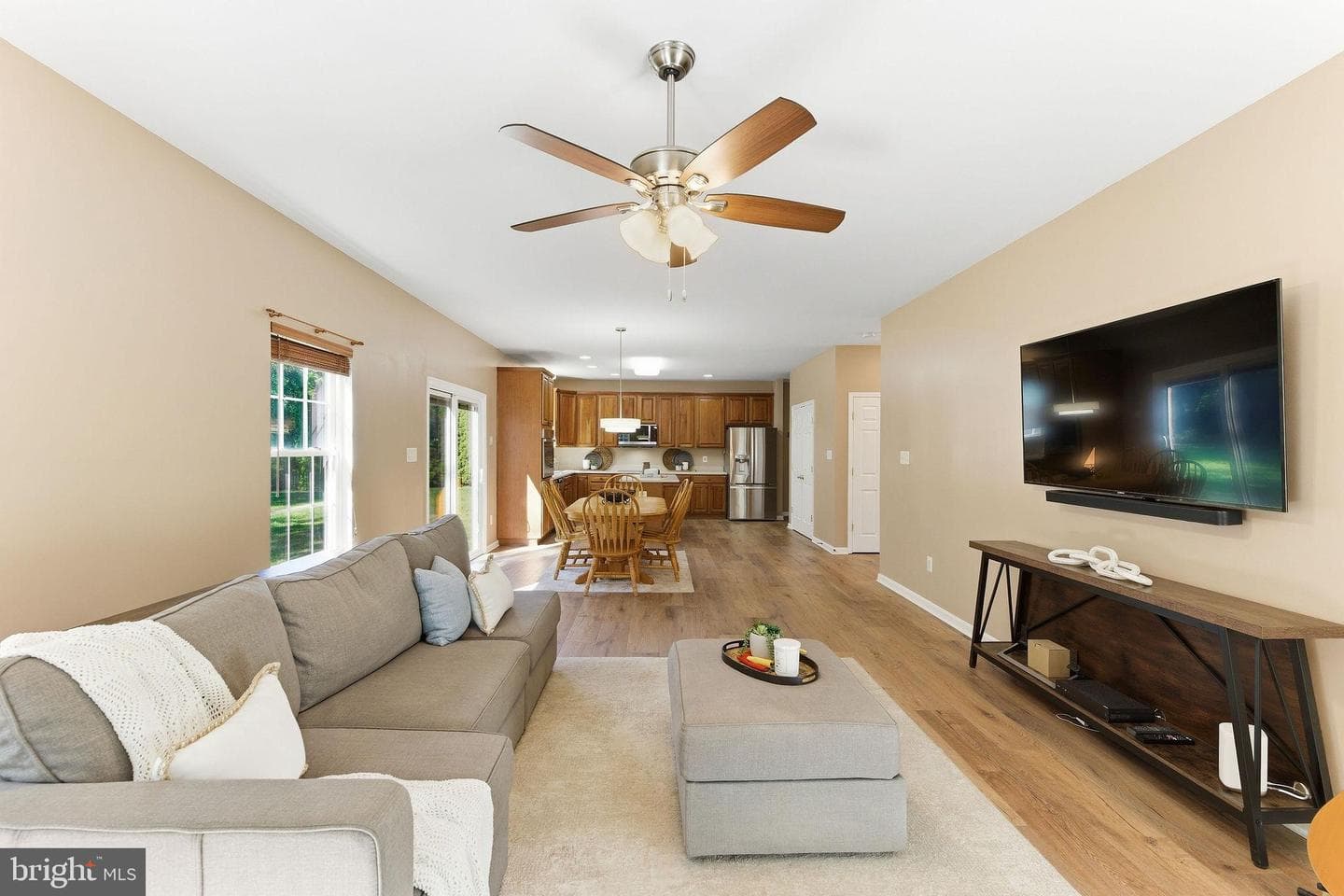 1824 Oriole Way photo 25