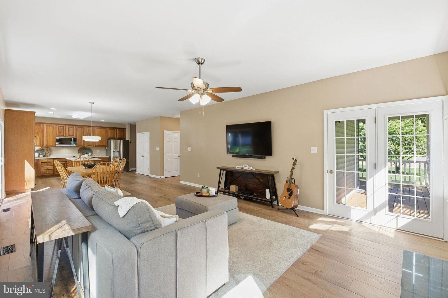 1824 Oriole Way photo 26
