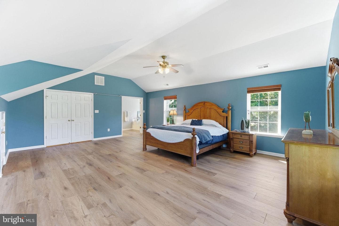 1824 Oriole Way photo 38