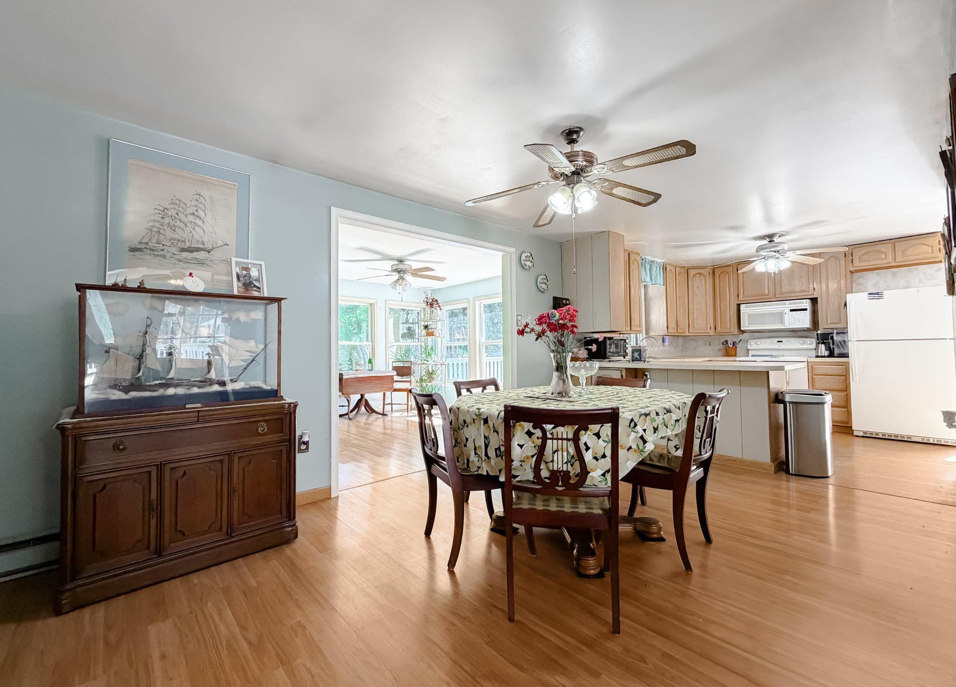 2050 Western Shores Boulevard photo 4