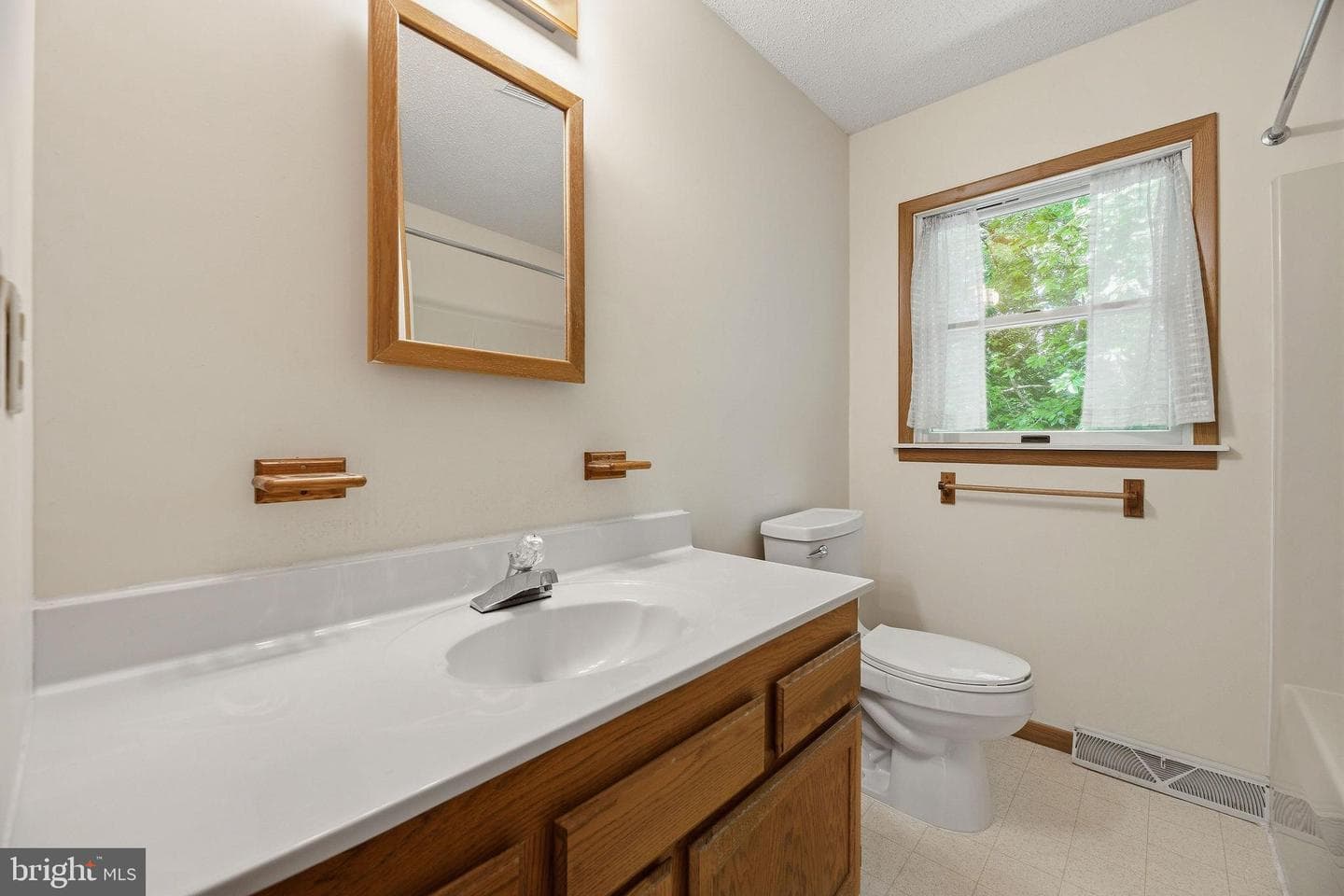 491 Redwood Lane photo 34