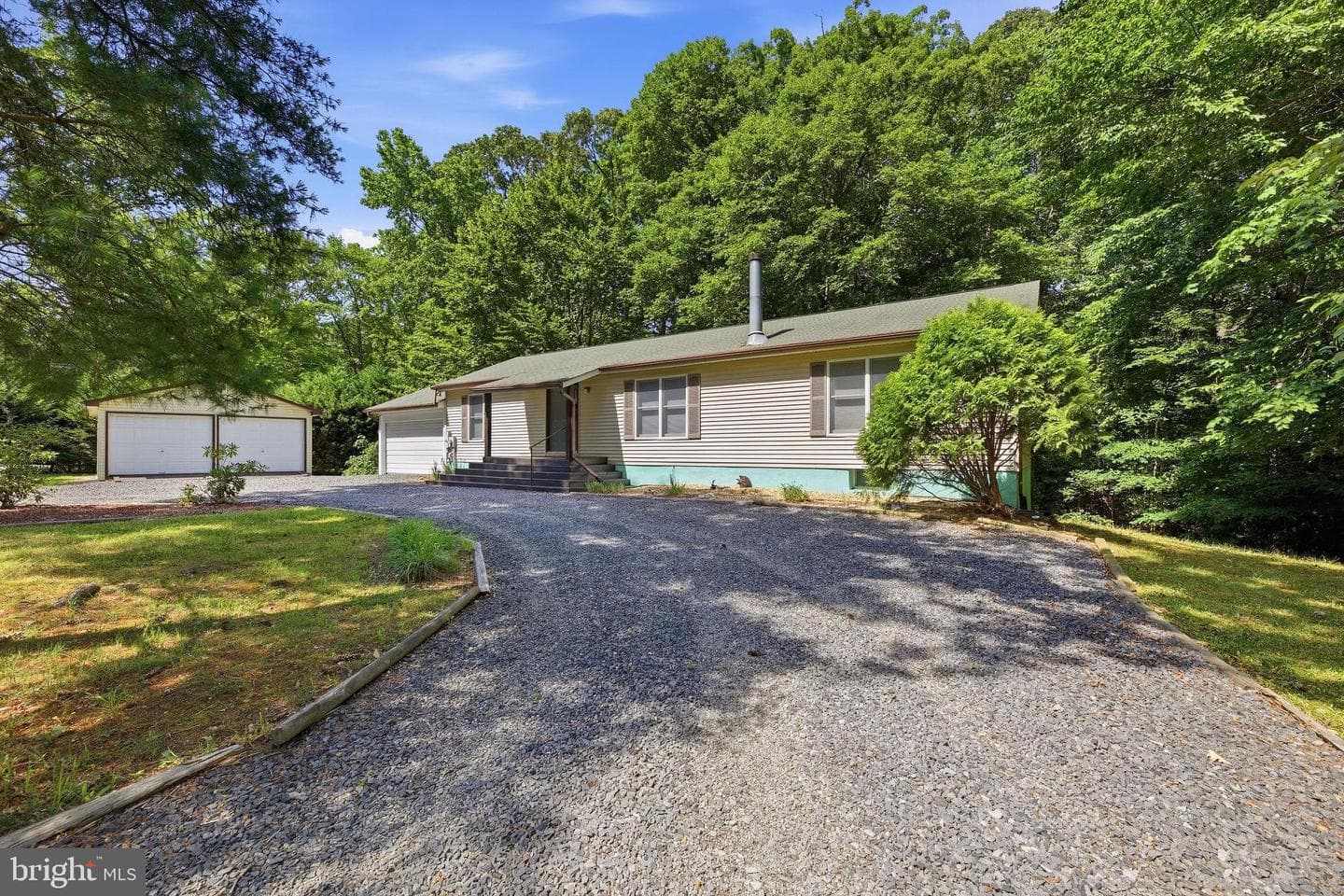 491 Redwood Lane photo 4