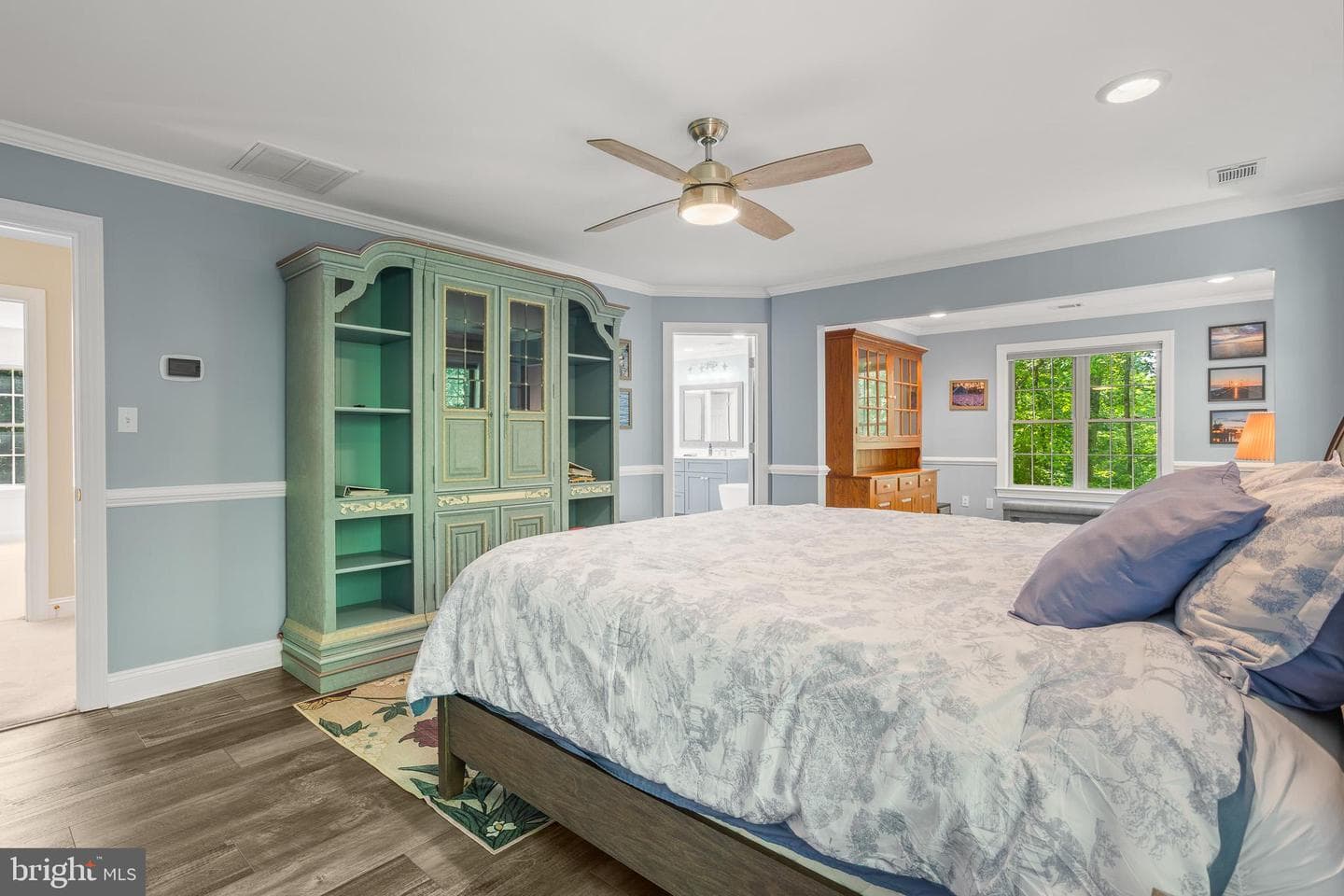 9350 Baker Street photo 39