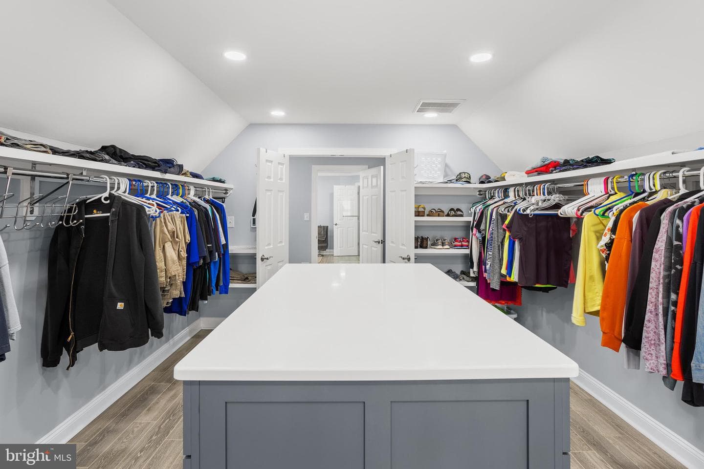9350 Baker Street photo 50