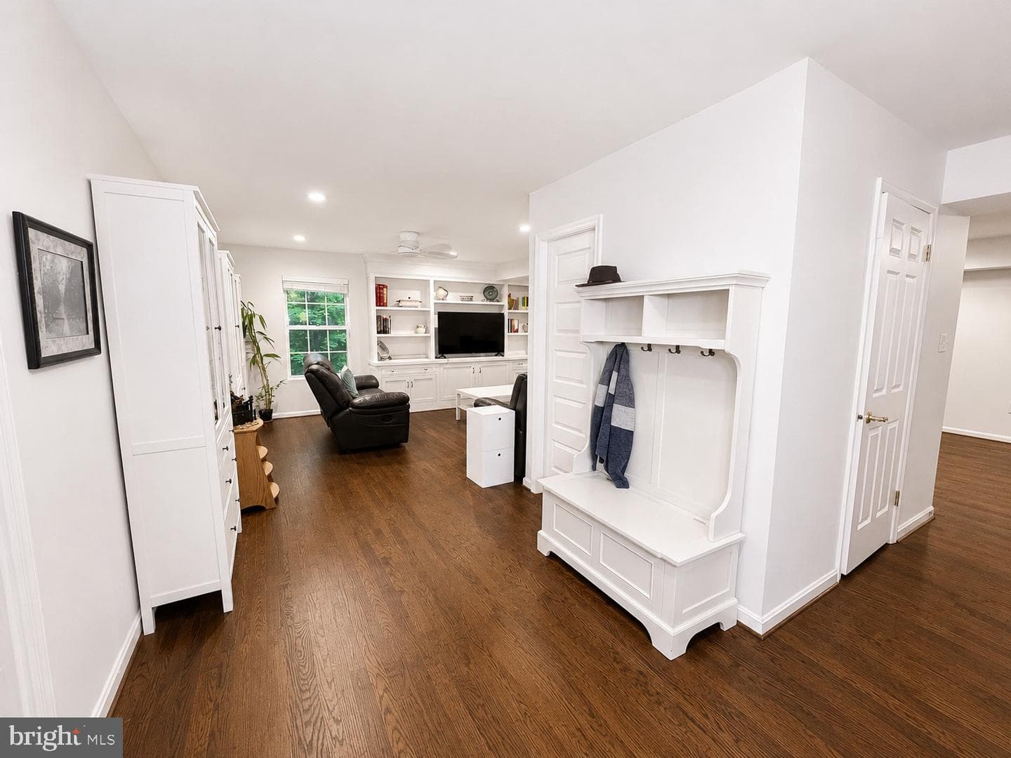 8200 Sycamore Circle photo 6